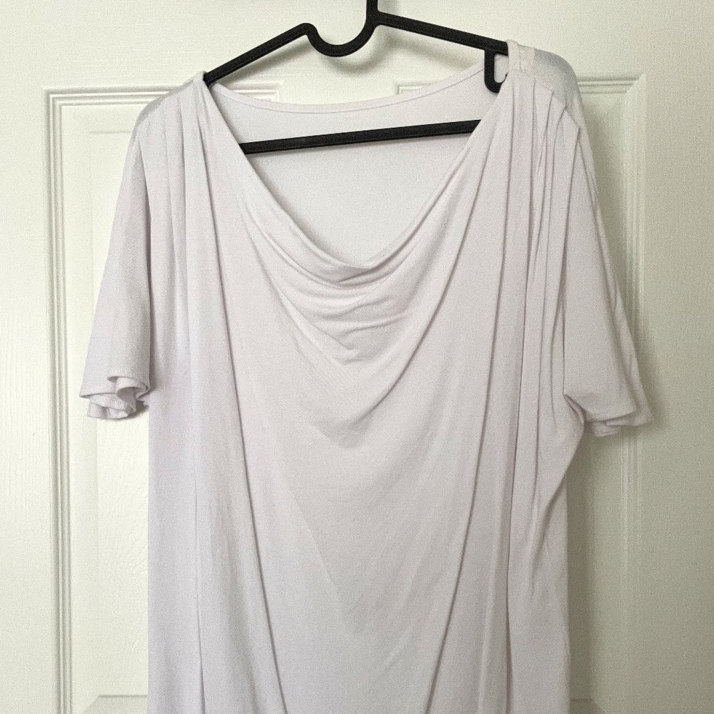 Encircled Evolve Top
